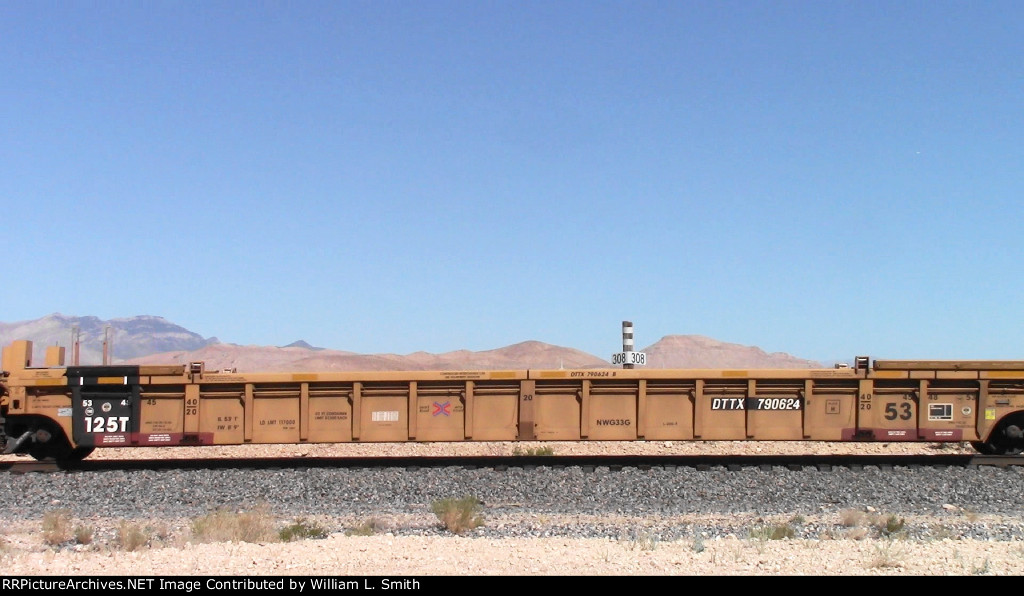 WB Unit Container Frt at Erie NV -92